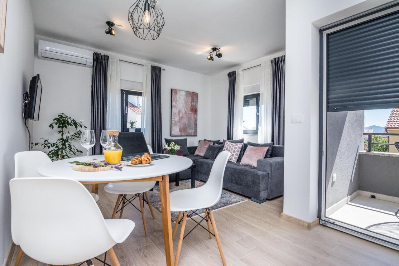 Apartments Maella Zadar Ngoại thất bức ảnh