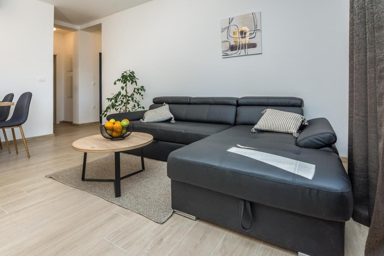 Apartments Maella Zadar Ngoại thất bức ảnh