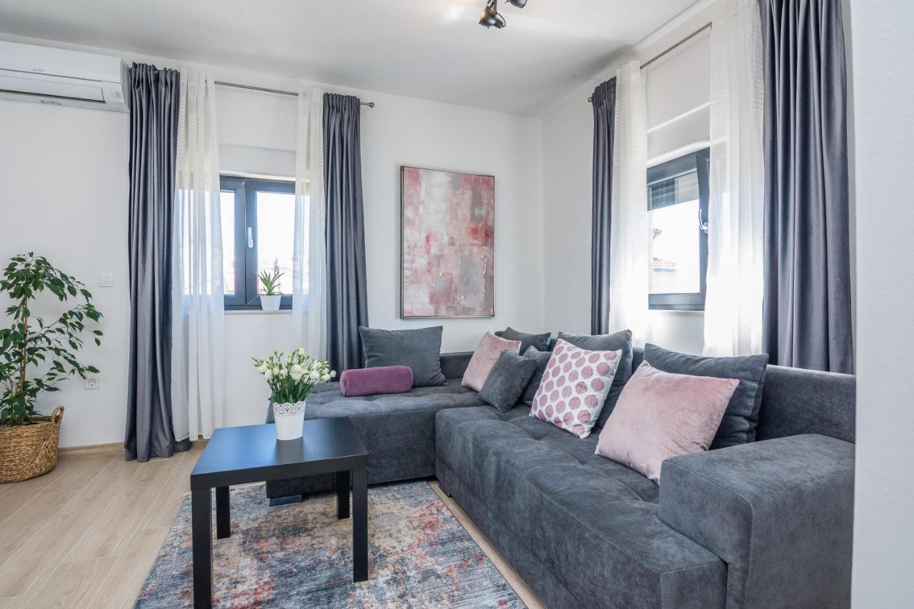 Apartments Maella Zadar Ngoại thất bức ảnh
